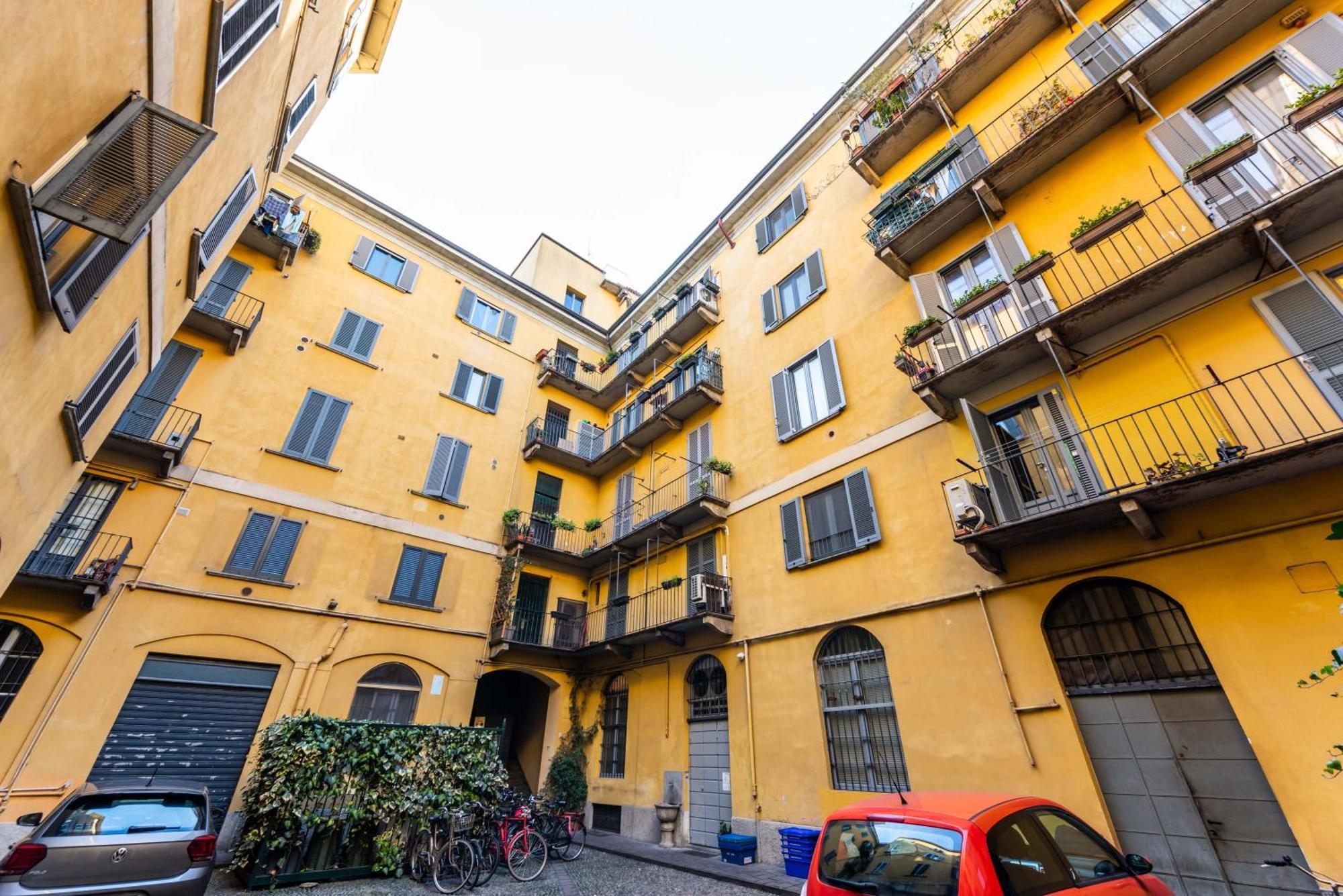Milano Apartments Vigevano 41 Exterior photo